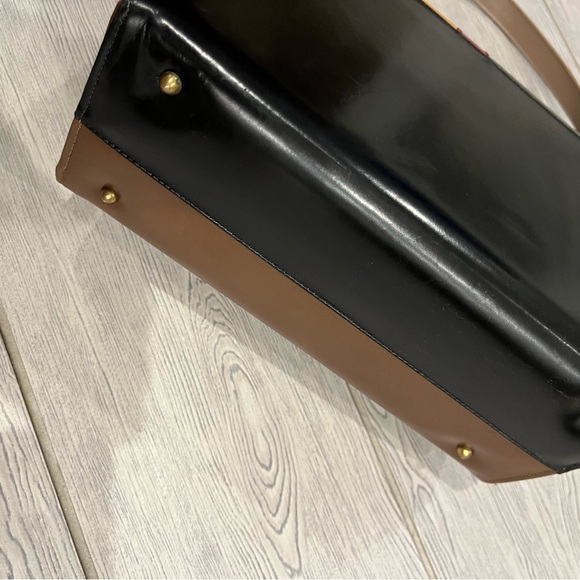 1960s Green ,Gold,Brown & Red Shoulder Bag with Color-Blocking Design - Picture 7 of 13